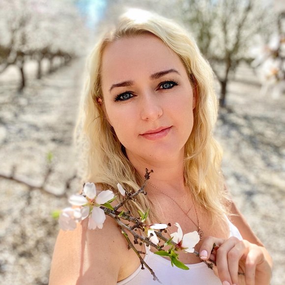 Meet your Posher, Vik - Picture 1 of 1